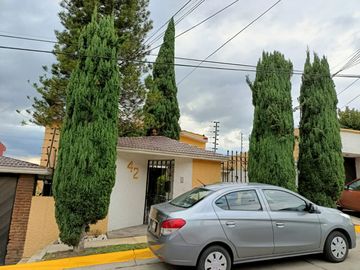 VENTA DE CASA E3N AV DE LA HACIENDA TARIMORO # 42, COL. LOMA DE LA HACIENDA, ATIZAPAN DE ZARAGOZA