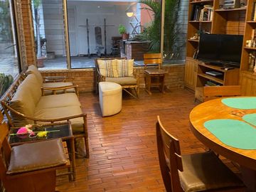 VENTA DE LINDA CASA EN LA AURORA