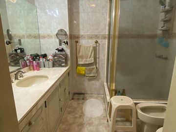 VENTA DE LINDA CASA EN LA AURORA