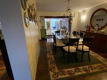 VENTA DE LINDA CASA EN LA AURORA