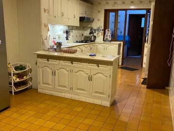 VENTA DE LINDA CASA EN LA AURORA
