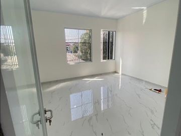 Dijual Rumah Baru 3 Lantai, Kondisi Hampir Jadi (Ready Agustus 2024), Lokasi Strategis Tanjung Duren Jakarta Barat