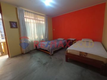 VENDO CASA DE 2 PISOS EN VENTANILLA ALTA 160 M2