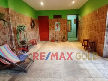 VENDO CASA DE 2 PISOS EN VENTANILLA ALTA 160 M2