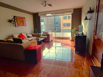 EN VENTA DEPARTAMENTO 2DO PISO ( 134 M2) ALT. 2 CDRAS. AV. CARAPONGO, LURIGANCHO