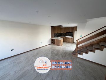 MODERNO PROYECTO VIP DE VENTA, Sector Molipamba C1301