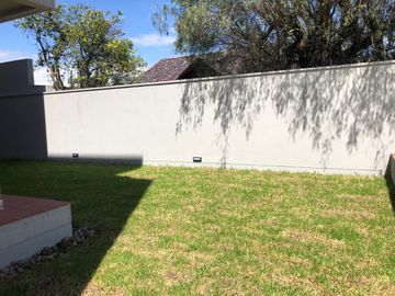 VENTA DEPARTAMENTO POR ESTRENAR CUMBAYA