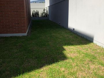 VENTA DEPARTAMENTO POR ESTRENAR CUMBAYA