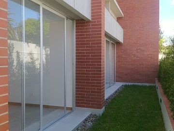 VENTA DEPARTAMENTO POR ESTRENAR CUMBAYA