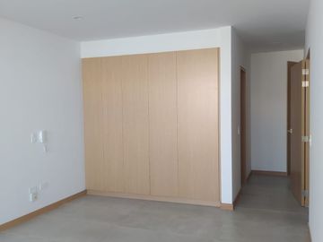VENTA DEPARTAMENTO POR ESTRENAR CUMBAYA