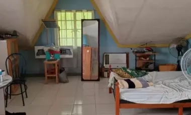 Mix-Use Residential House with office, 3 floors 7 bedrooms, 3 BR