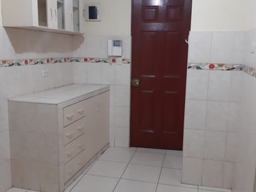 🔸EXCELENTE OPORTUNIDAD 🔸VENTA DE DPTO EN URB. SANTA ANITA