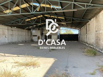 AMPLIA BODEGA EN VENTA EN RANCHO SECO