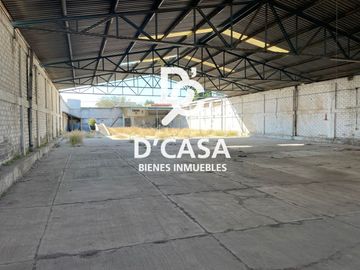 AMPLIA BODEGA EN VENTA EN RANCHO SECO