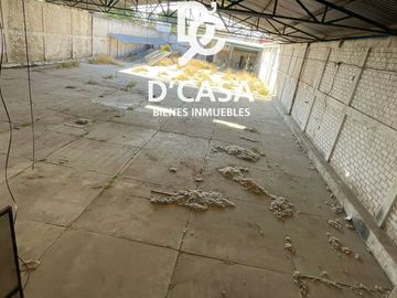 AMPLIA BODEGA EN VENTA EN RANCHO SECO