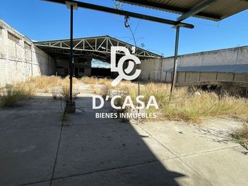 AMPLIA BODEGA EN VENTA EN RANCHO SECO