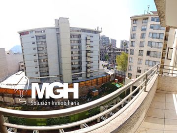 ¡Oportunidad! Venta de Departamento en Barrio Lastarria