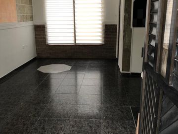 Casa de 2 pisos en Venta Barrio San Fernando