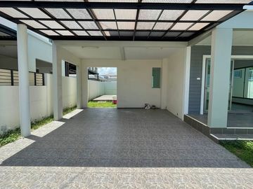 Single house for sale, corner plot, Life City Home Village (Ang Sila), Chonburi.
