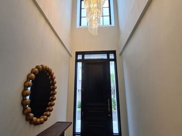 RUMAH BRANDNEW AMERICAN CLASSIC di Jl BANGKA / KEMANG, JAKSEL