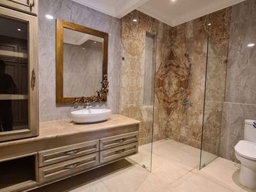 RUMAH BRANDNEW AMERICAN CLASSIC di Jl BANGKA / KEMANG, JAKSEL