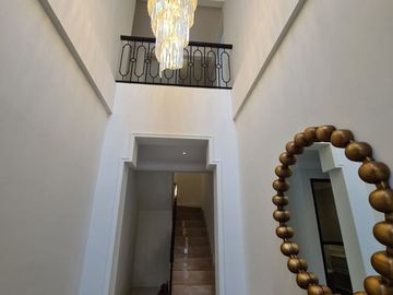 RUMAH BRANDNEW AMERICAN CLASSIC di Jl BANGKA / KEMANG, JAKSEL