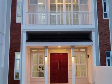 DIJUAL RUMAH BARU ARCAMANIK KOTA BANDUNG, JUAL RUMAH SYARIAH MURAH BANDUNG KOTA, PERUMAHAN 2 LANTAI DI PUSAT KOTA BANDUNG