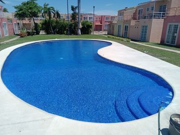 CASA EN VENTA EN FRACC A 20 MIN DE ACAPULCO DIAMANTE!!