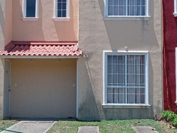 CASA EN VENTA EN FRACC A 20 MIN DE ACAPULCO DIAMANTE!!