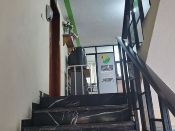 CASA COMERCIAL EN VENTA - SECTOR SOLANDA