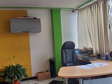 CASA COMERCIAL EN VENTA - SECTOR SOLANDA