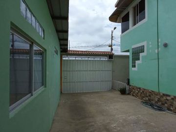 casa de venta en manta zona tierra dorada