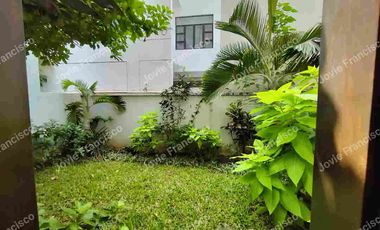 House and lot for sale in Cebu City, Gated in Banilad, Prime Location