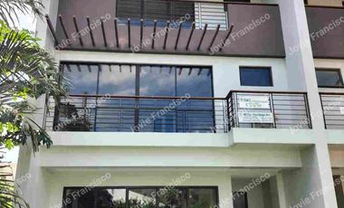 House and lot for sale in Cebu City, Gated in Banilad, Prime Location
