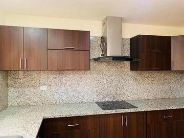 Casa De venta en Cuenca Av, del Migrante