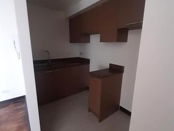 Ready for occupancy condominium penthouse two beroom in makati ayala city area avenue rcbc plaza pb com triangle Makati area  Ready for occupancy arna