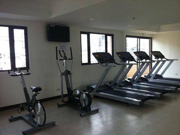 Ready for occupancy condominium penthouse two beroom in makati ayala city area avenue rcbc plaza pb com triangle Makati area  Ready for occupancy arna