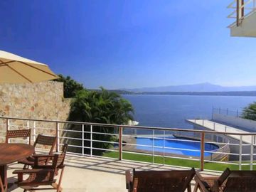 Casa en Venta Tequesquitengo, Jojutla Morelos