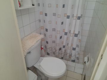 VENDO DEPARTAMENTO 100 MTS2. DOS DORMITORIOS AV. EL EJERCITO SAN ISIDRO