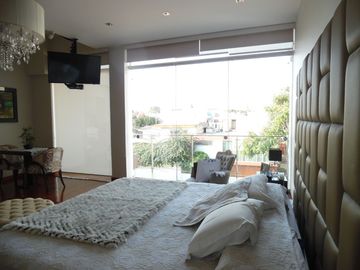 HERMOSA CASA 5 DORMITORIOS -JARDÍN SAUNA GIMNASIO PISCINA