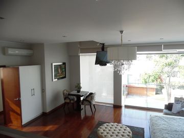 HERMOSA CASA 5 DORMITORIOS -JARDÍN SAUNA GIMNASIO PISCINA