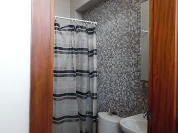 HERMOSA CASA 5 DORMITORIOS -JARDÍN SAUNA GIMNASIO PISCINA