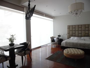 HERMOSA CASA 5 DORMITORIOS -JARDÍN SAUNA GIMNASIO PISCINA