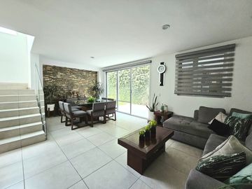 COLINAS DE SAN ISIDRO ZAPOPAN (ZONA CAÑADAS) CASA EN VENTA FRENTE A BOSQUE