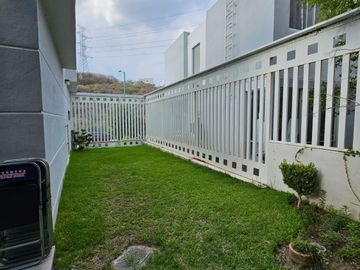 COLINAS DE SAN ISIDRO ZAPOPAN (ZONA CAÑADAS) CASA EN VENTA FRENTE A BOSQUE