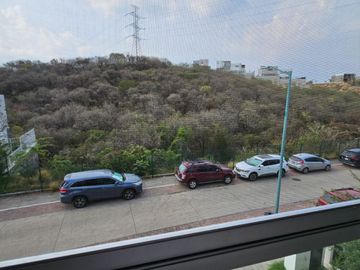 COLINAS DE SAN ISIDRO ZAPOPAN (ZONA CAÑADAS) CASA EN VENTA FRENTE A BOSQUE