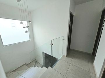 COLINAS DE SAN ISIDRO ZAPOPAN (ZONA CAÑADAS) CASA EN VENTA FRENTE A BOSQUE