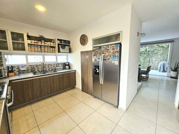 COLINAS DE SAN ISIDRO ZAPOPAN (ZONA CAÑADAS) CASA EN VENTA FRENTE A BOSQUE