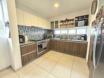 COLINAS DE SAN ISIDRO ZAPOPAN (ZONA CAÑADAS) CASA EN VENTA FRENTE A BOSQUE
