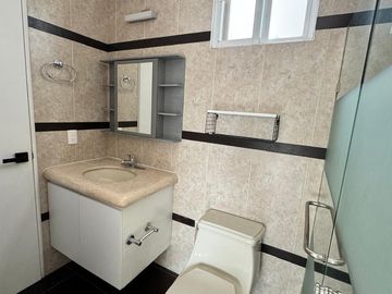 HERMOSA CASA EN VENTA EN GRAN JARDIN LEON, GTO